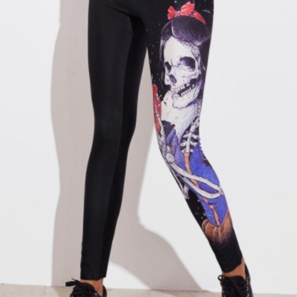 Funky Techno-Skull Leggings - Picture 3 of 3